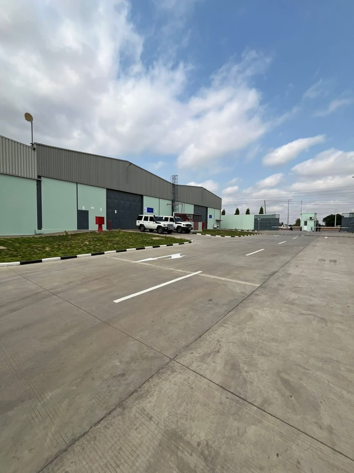 Centro Logístico e Aduaneiro — Km33