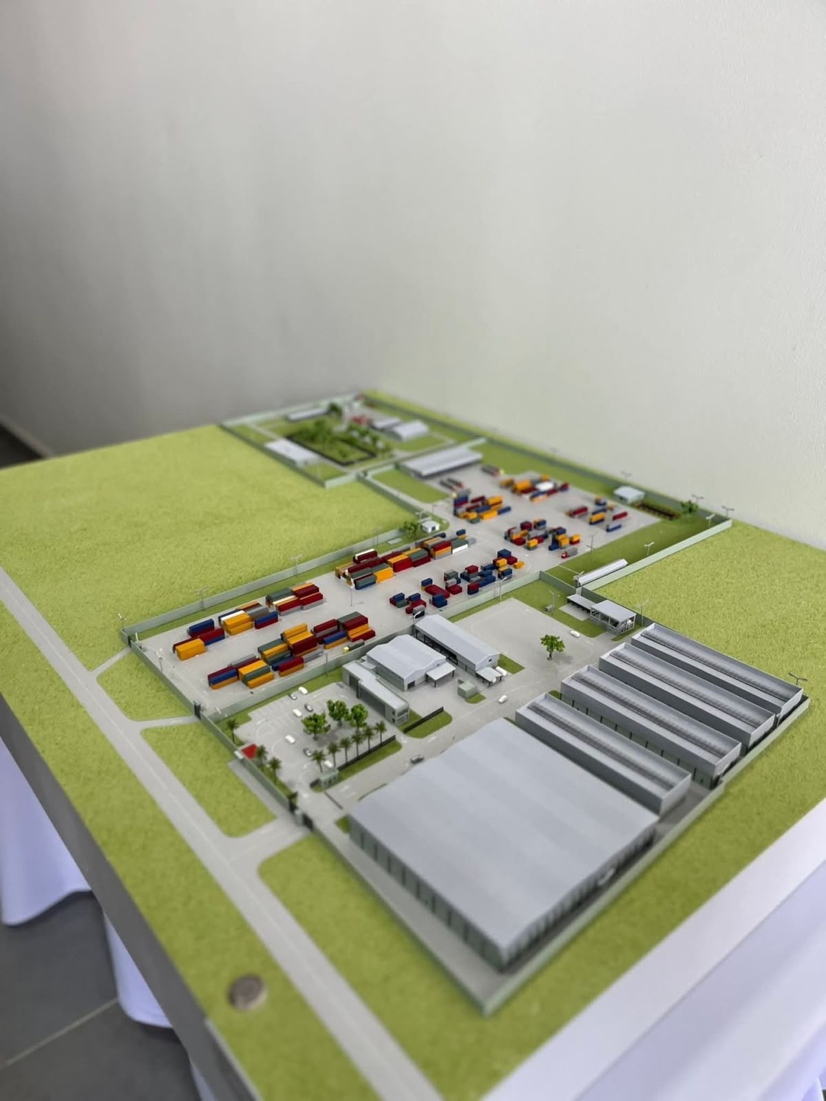 Centro Logístico e Aduaneiro — Km33